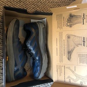 topo athletic m-ultraventure MENS Navy